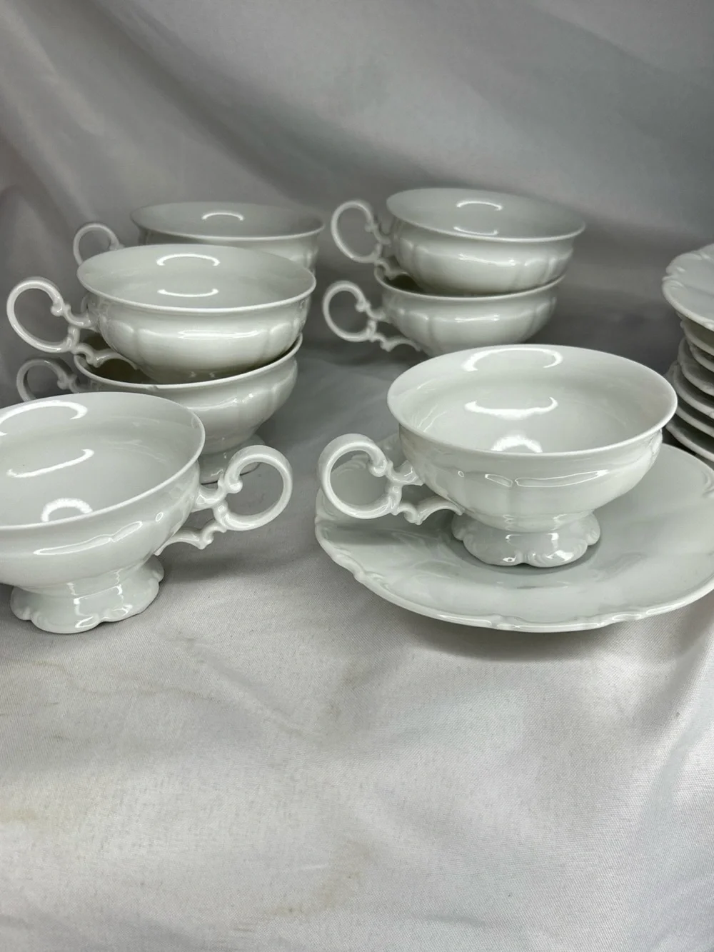 Vintage HUTCHENREUTHER SYLVIA Bavarian GERMANY cup & saucer 8pc. Elegant Dining